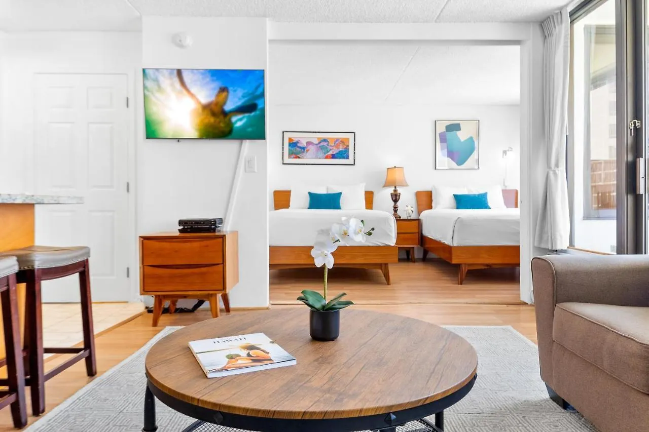 Stunning Ocean View 1Br Condo - Free Parking! 호놀룰루